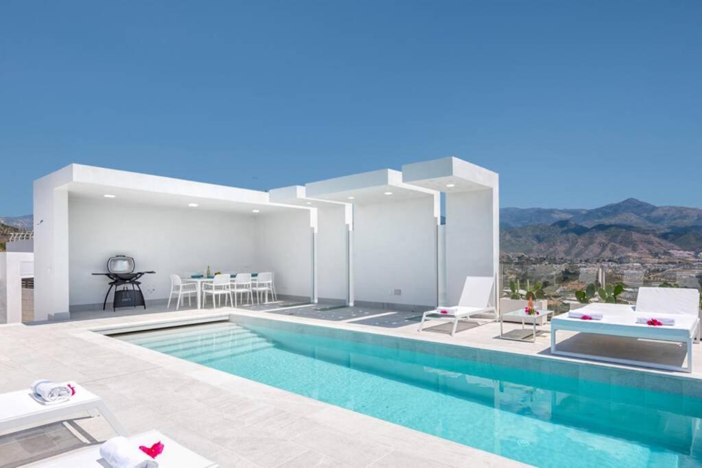Villa Punta Lara Nerja Exterior foto